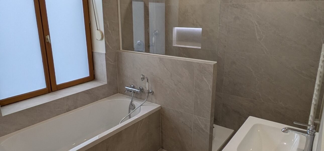 PXL_20250424_143942432