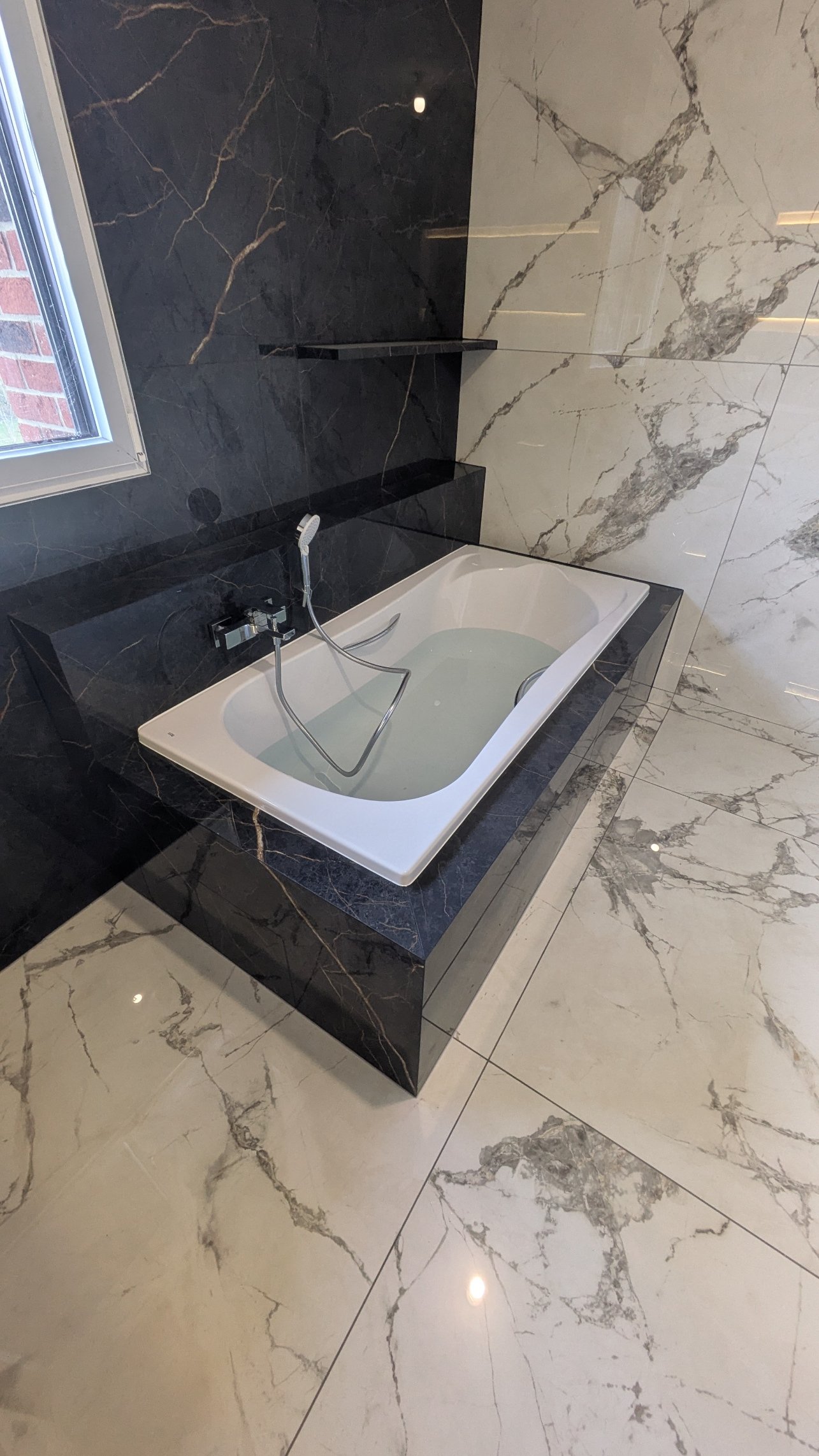 PXL_20241219_130934127